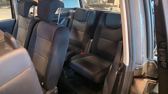 Volkswagen Sharan 13 of 30