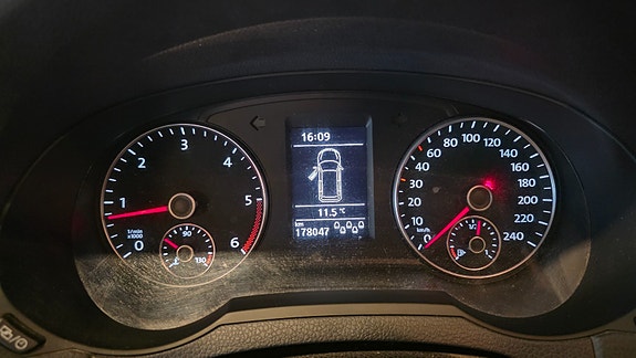 Volkswagen Sharan 17 of 30