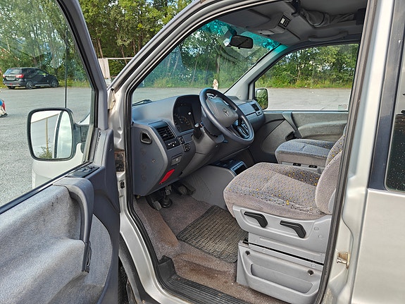 Mercedes-Benz Marco Polo 4 of 9