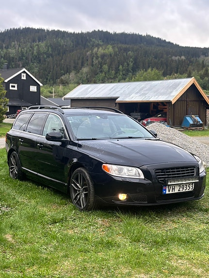Volvo V70 4 of 9