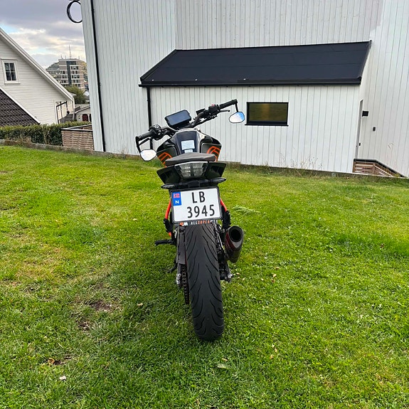 KTM 125 Duke 4 of 9