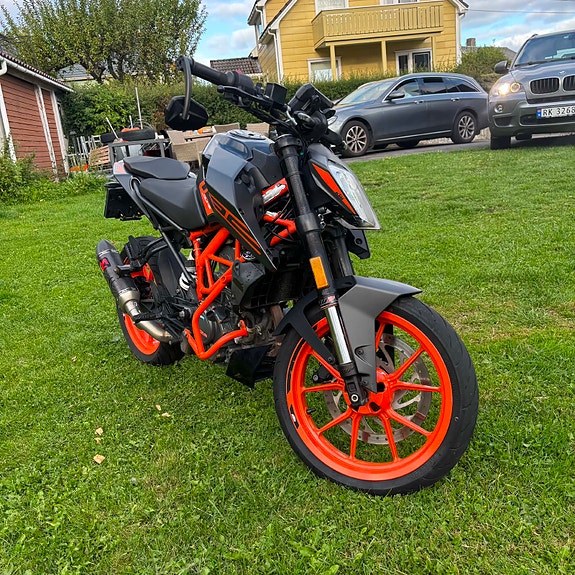 KTM 125 Duke 7 of 9