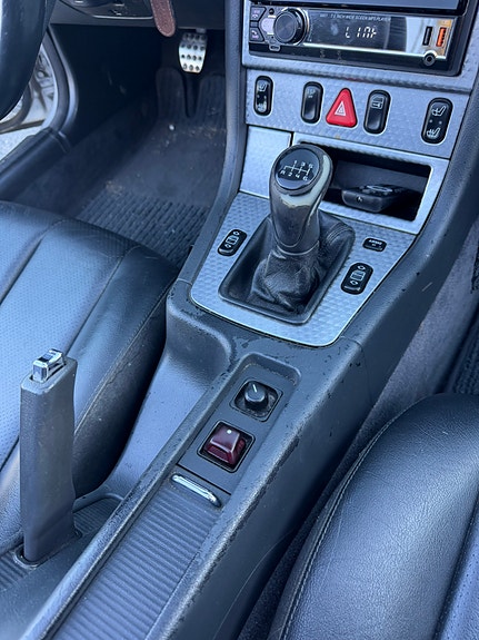 Mercedes-Benz SLK200 18 of 28