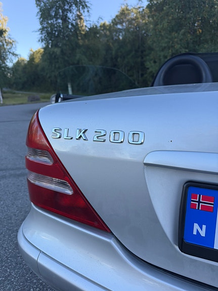 Mercedes-Benz SLK200 21 of 28