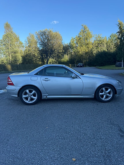Mercedes-Benz SLK200 27 of 28