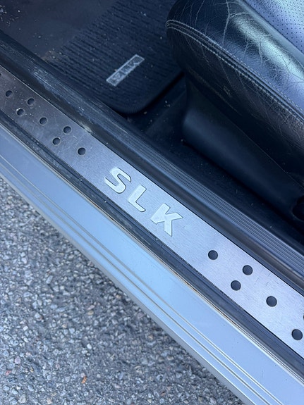 Mercedes-Benz SLK200 10 of 28
