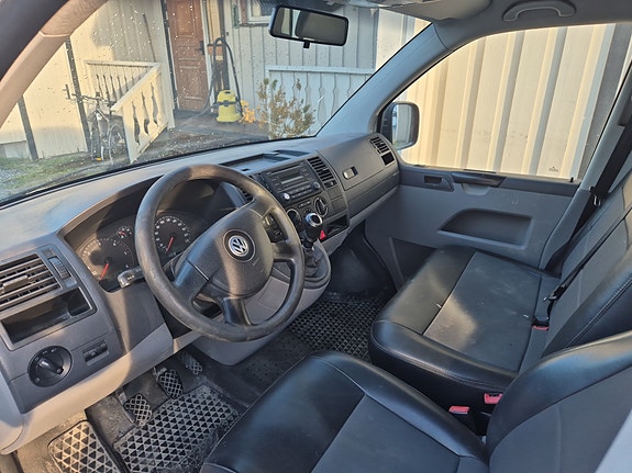 Volkswagen Transporter 6 of 6