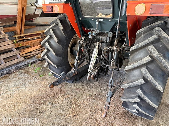 Zetor 7211 traktor 26 of 30