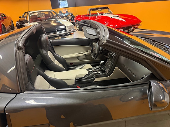 Chevrolet Corvette 19 of 21