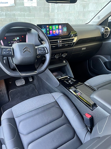 Citroen E-C4 25 of 30