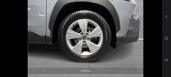 Toyota Corolla Cross 18 of 26