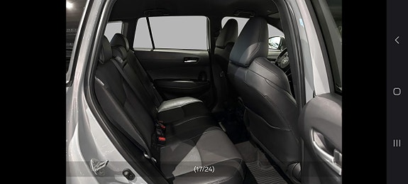 Toyota Corolla Cross 16 of 26