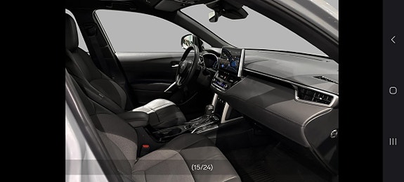 Toyota Corolla Cross 14 of 26