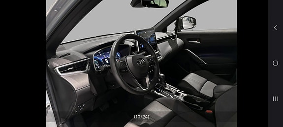 Toyota Corolla Cross 9 of 26