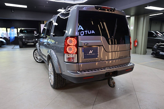 Land Rover Discovery 6 of 30