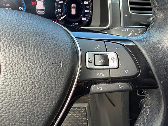 Volkswagen e-Golf VII 20 of 30