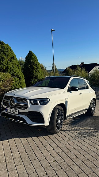 Mercedes-Benz GLE350 de 2 of 30