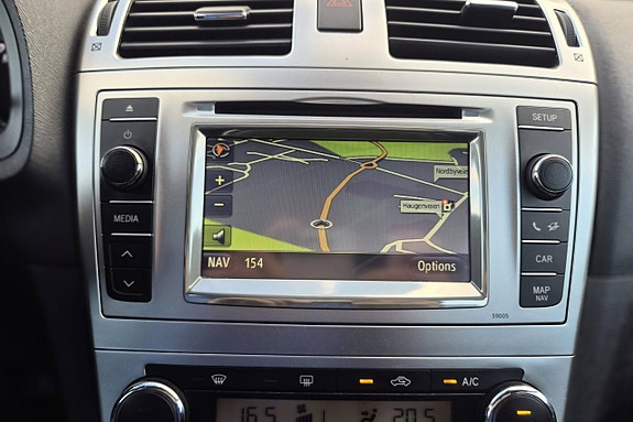 Toyota Avensis 29 of 30