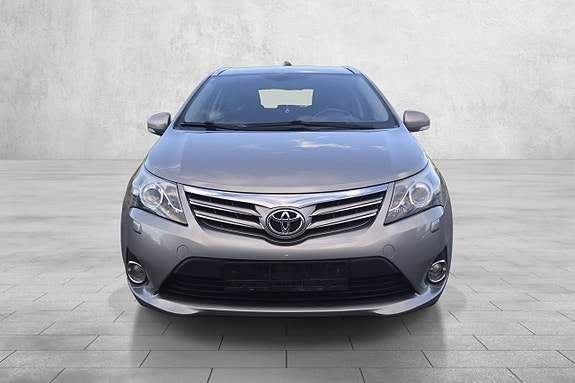 Toyota Avensis 3 of 30