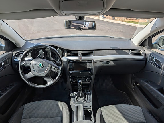 Skoda Superb 4 of 4