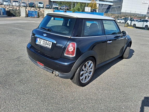 MINI Cooper 4 of 10