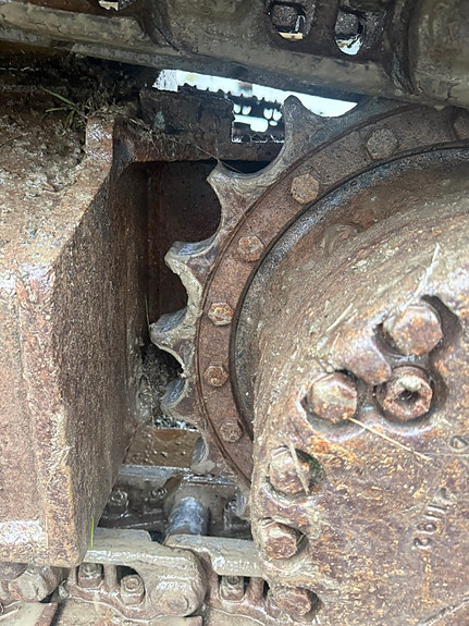 Komatsu PC240LC8 16 of 30