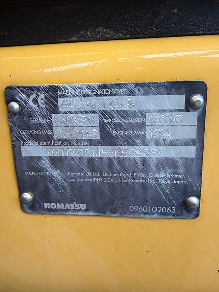 Komatsu PC240LC8 10 of 30