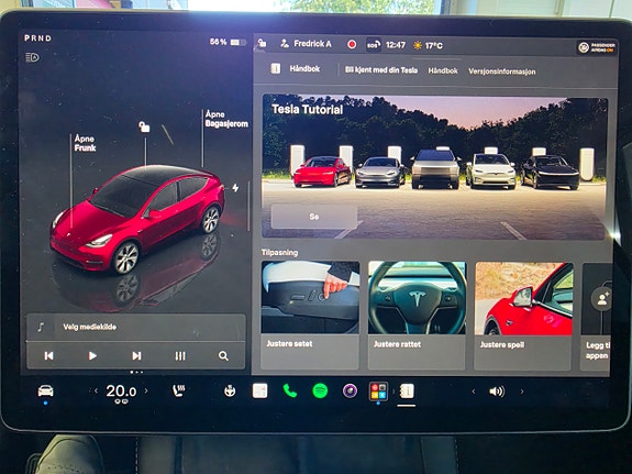 Tesla Model Y 25 of 30