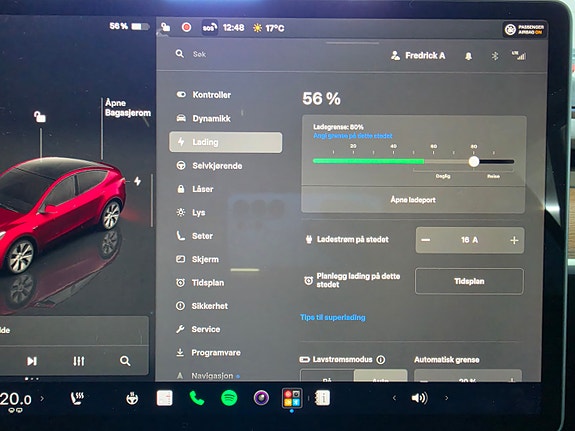 Tesla Model Y 28 of 30