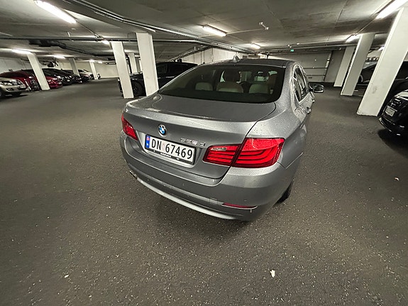 BMW 525d 5 of 17