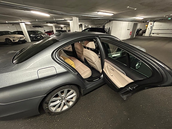 BMW 525d 8 of 17