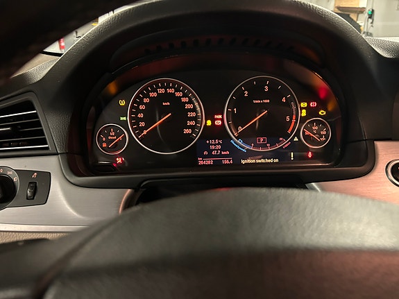 BMW 525d 11 of 17