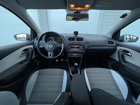 Volkswagen Polo Cross 24 of 30