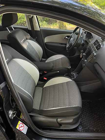 Volkswagen Polo Cross 11 of 30