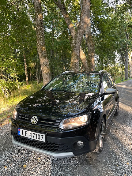 Volkswagen Polo Cross 2 of 30