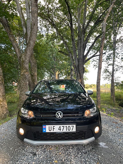 Volkswagen Polo Cross 3 of 30