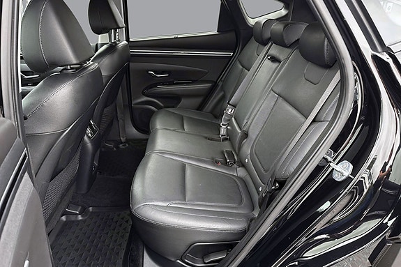 Hyundai Tucson 15 of 30