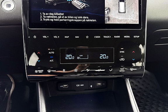 Hyundai Tucson 27 of 30