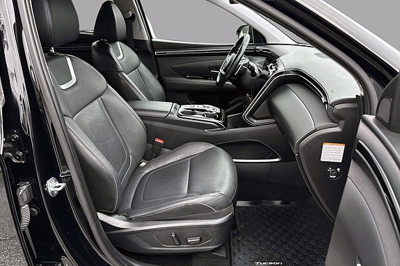 Hyundai Tucson 14 of 30