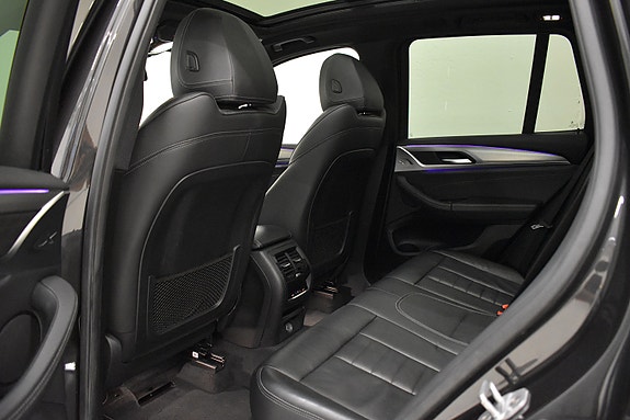 BMW X3 27 of 30