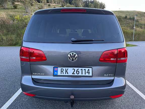 Volkswagen Touran 6 of 30