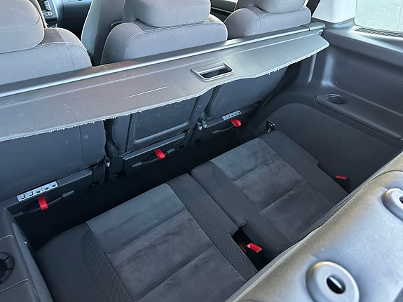 Volkswagen Touran 24 of 30