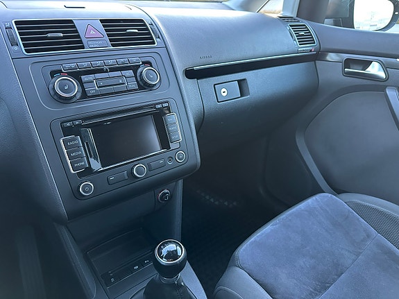 Volkswagen Touran 28 of 30