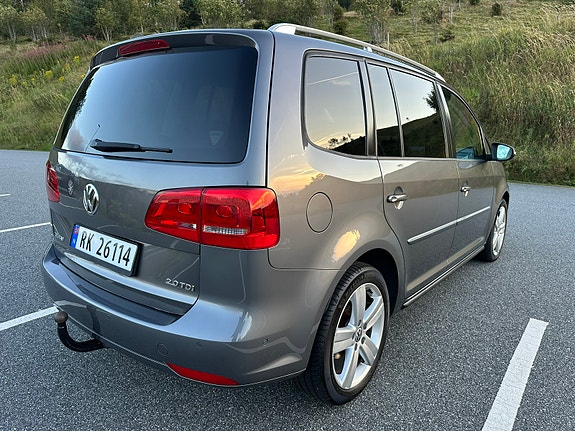 Volkswagen Touran 7 of 30