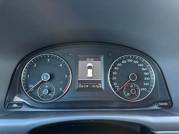 Volkswagen Touran 27 of 30
