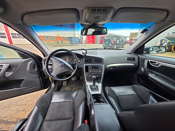 Volvo S60 10 of 12