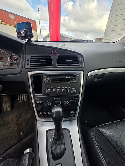 Volvo S60 9 of 12