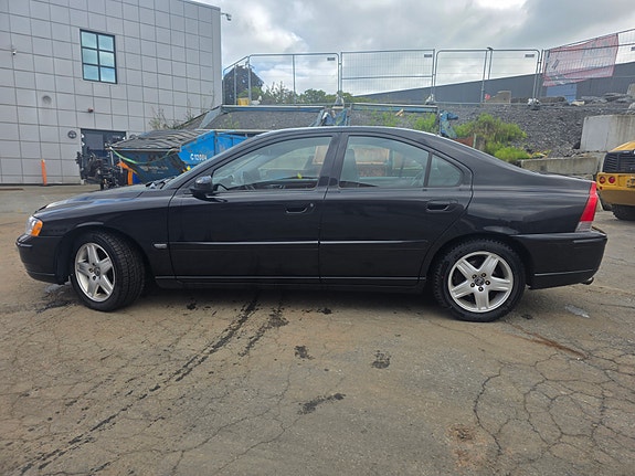 Volvo S60 6 of 12