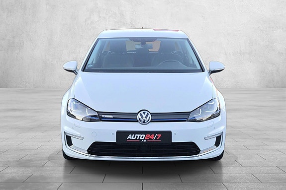 Volkswagen e-Golf VII 4 of 30
