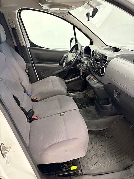 Peugeot Partner 13 of 19